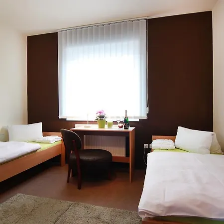 Jbi Wellness Penzion Kolín