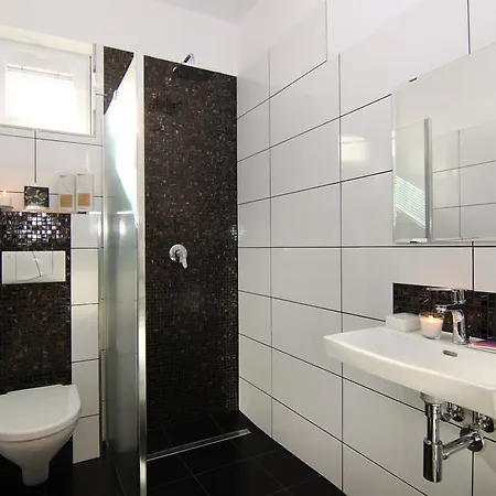 Jbi Wellness Konukevi 3*